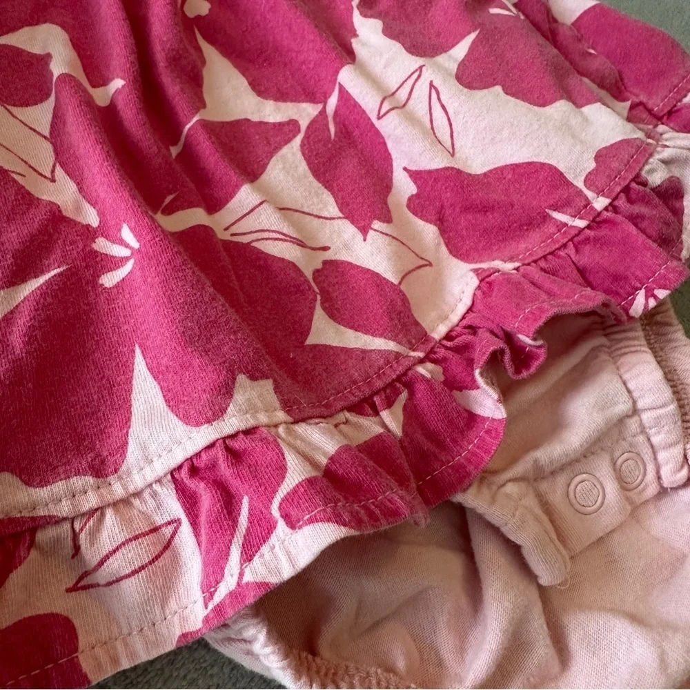 EUC Carter’s Baby Girl Onesie Dress, Tropical Pink, 6-9 Months
